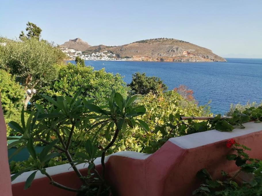 Casa Dei Melograni At Vourlidia Leros Villa Vromolithos Exteriör bild