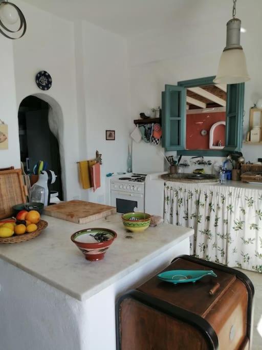 Casa Dei Melograni At Vourlidia Leros Villa Vromolithos Exteriör bild